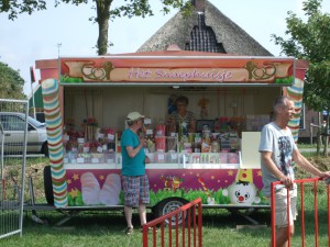 Mooi weer en een gezellige dorpskermis: zomer's Wogmeer 2014